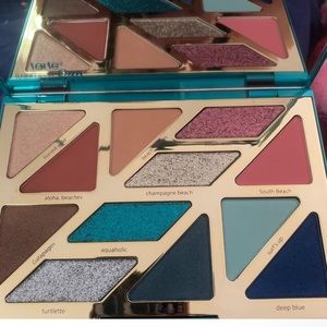 🆕🐬 Tarte ‘High Tides & Good Vibes’ Rainforest of the Sea Eyeshadow Palette NEW